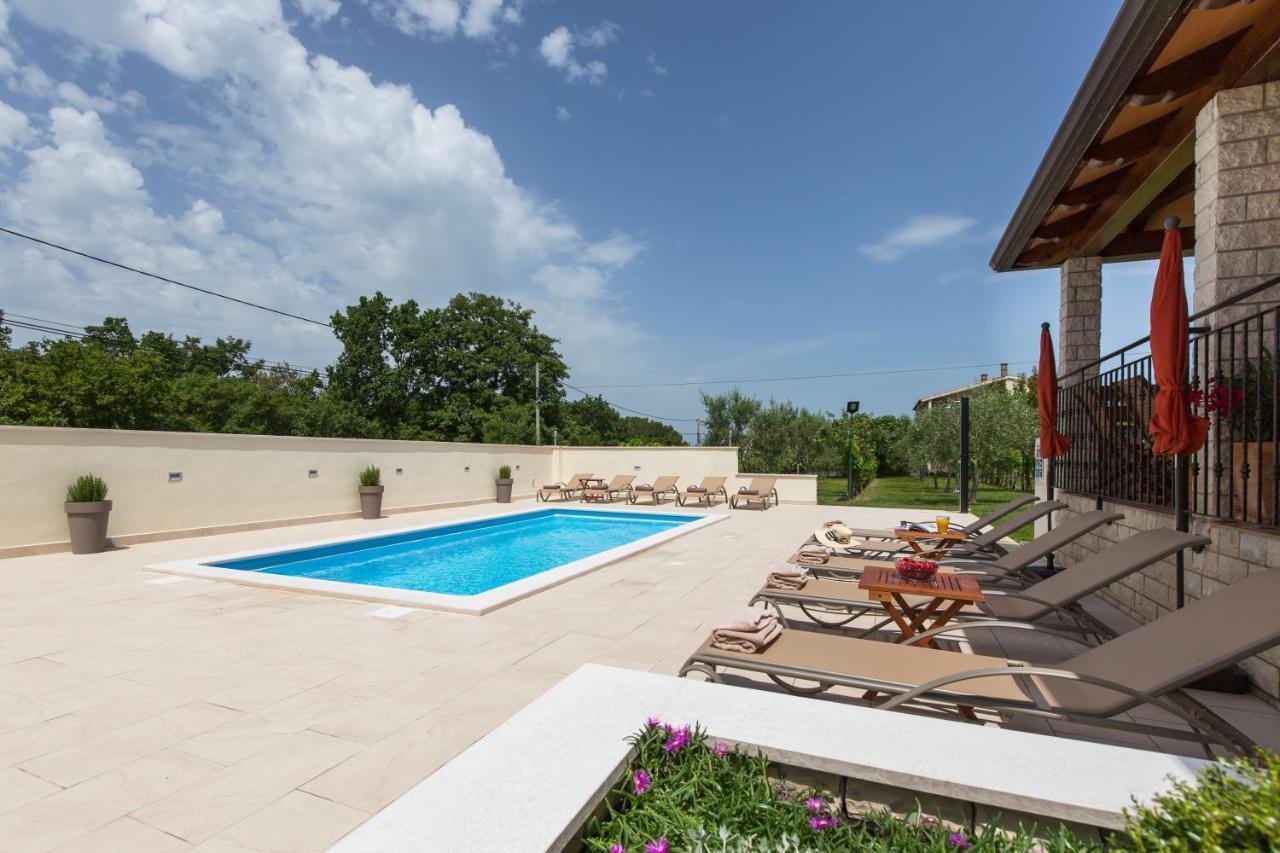 Villa Ivana Labin  Luaran gambar