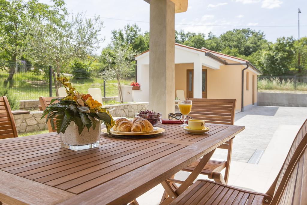 Villa Ivana Labin  Luaran gambar