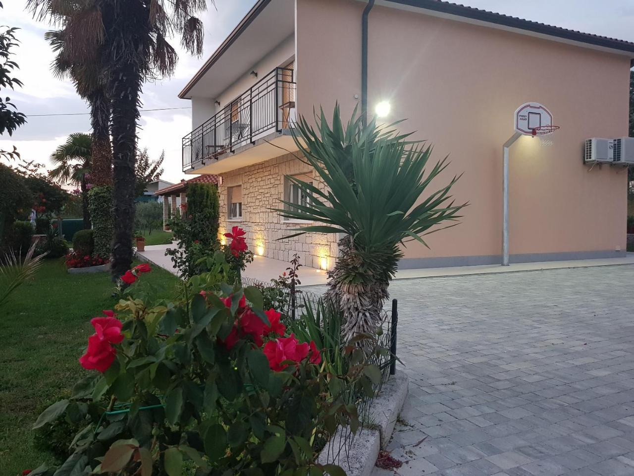 Villa Ivana Labin  Luaran gambar